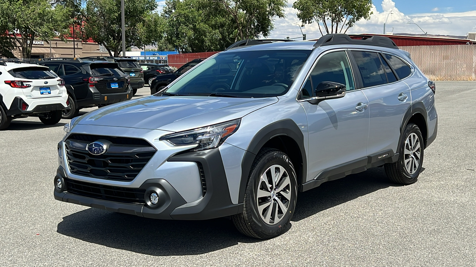 2025 Subaru Outback Premium 1