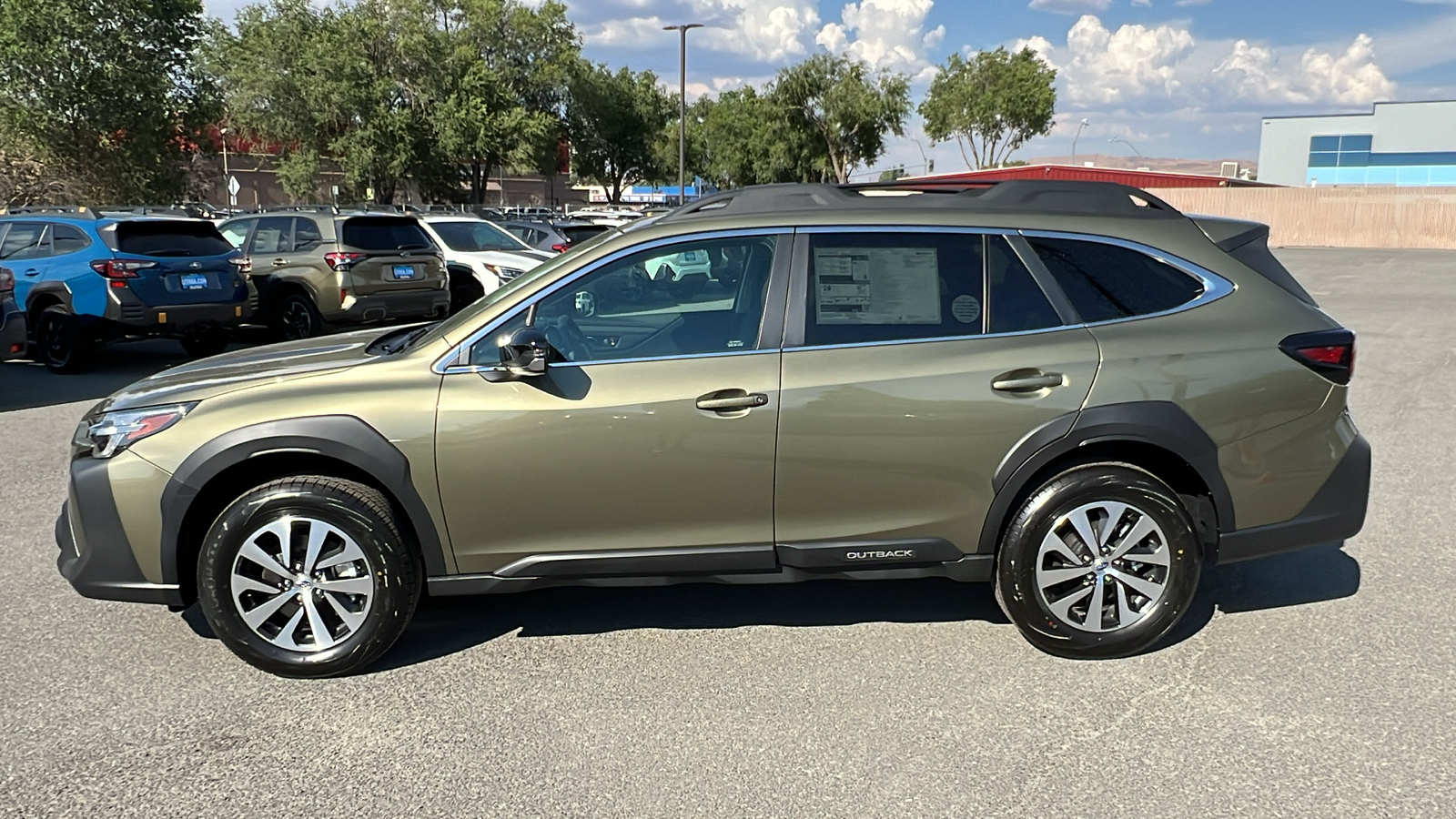 2025 Subaru Outback Premium 3