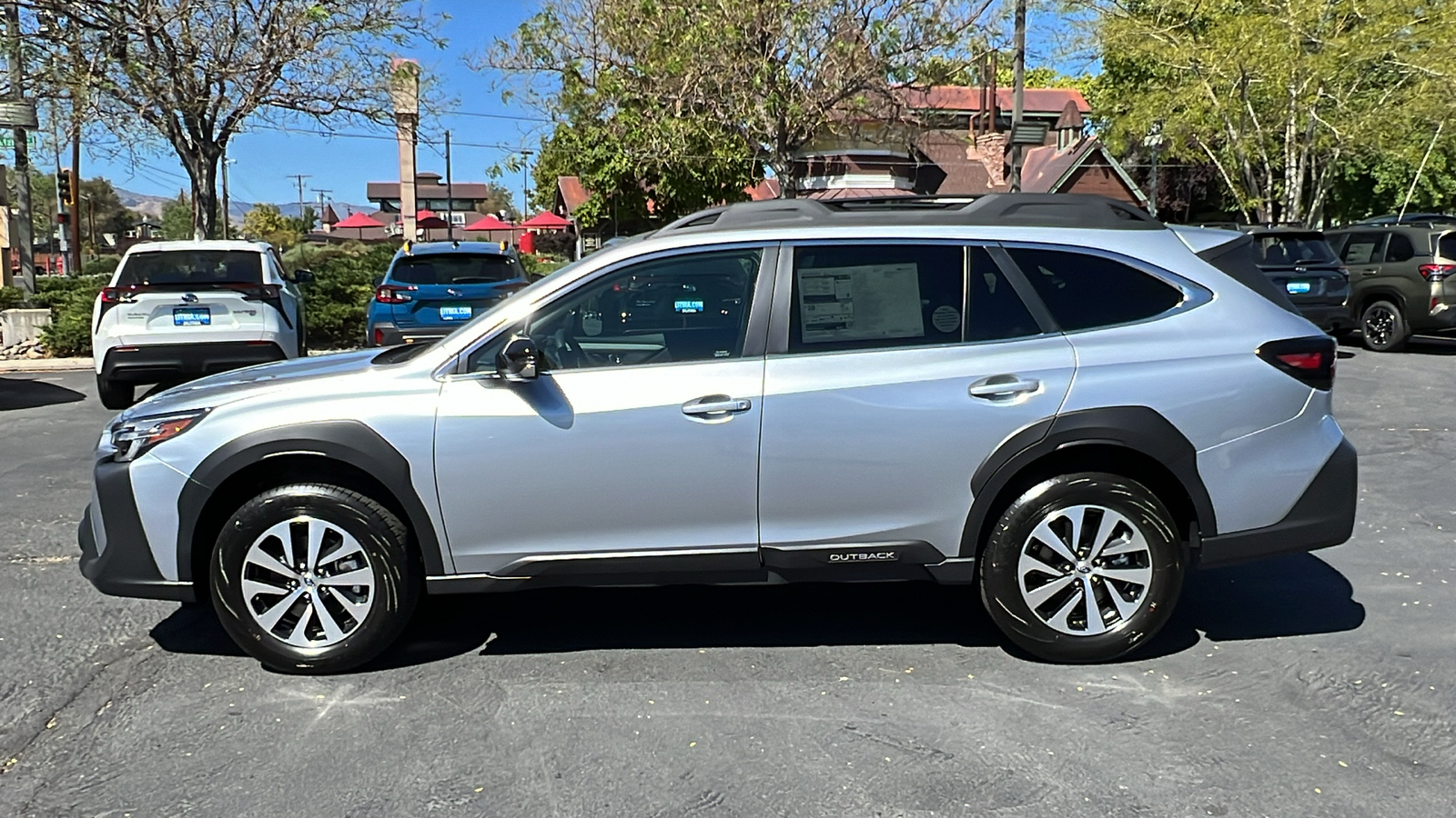 2025 Subaru Outback Premium 3