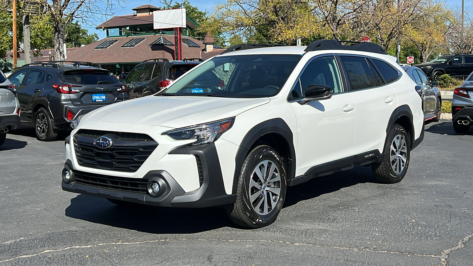 2025 Subaru Outback Premium 1