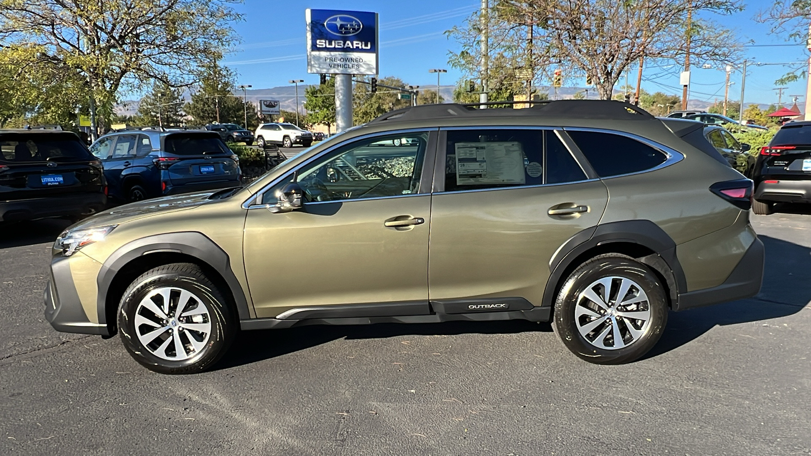 2025 Subaru Outback Premium 3