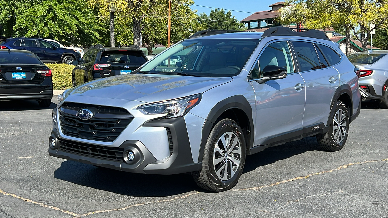 2025 Subaru Outback Premium 1