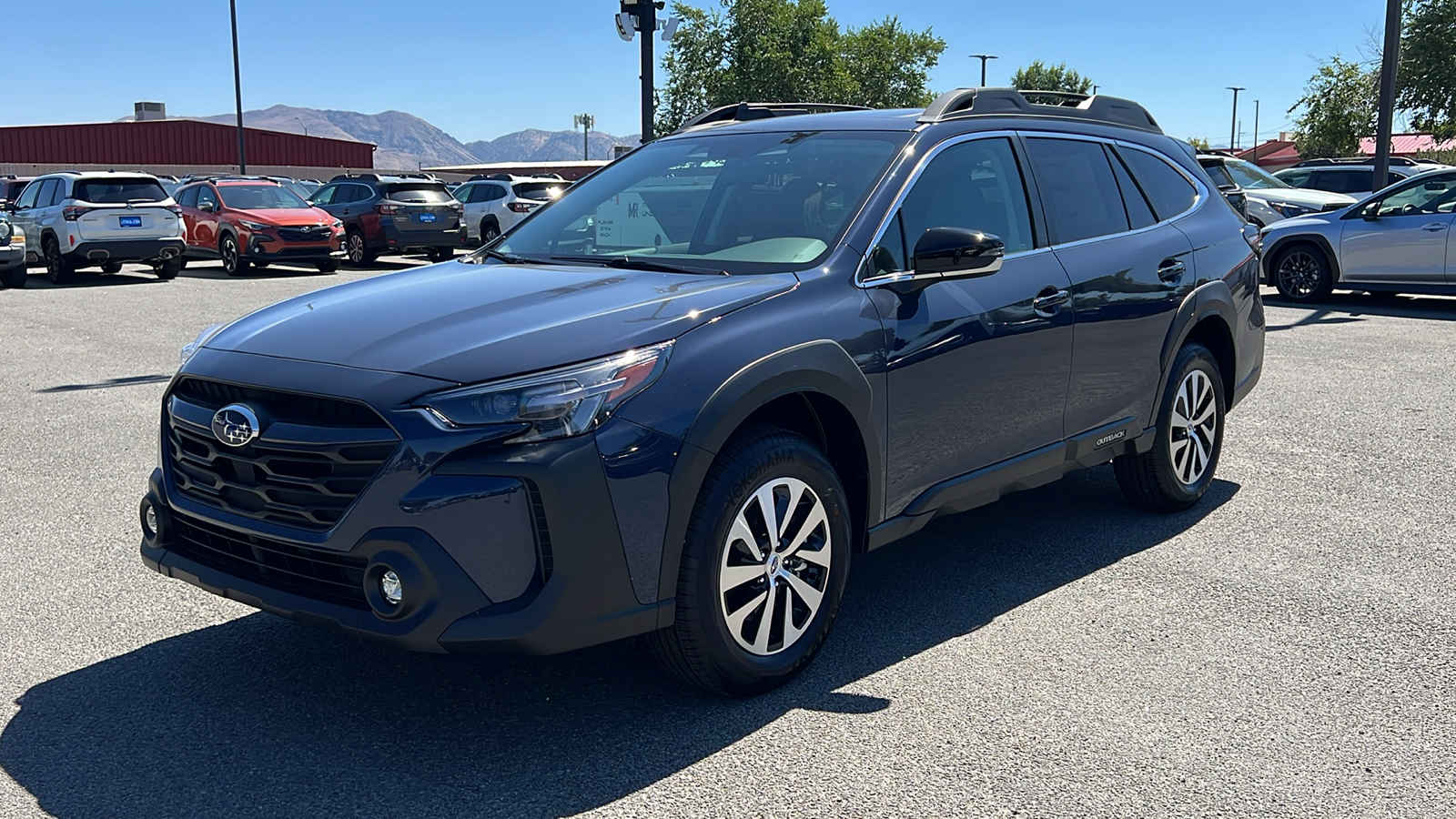 2025 Subaru Outback Premium 1