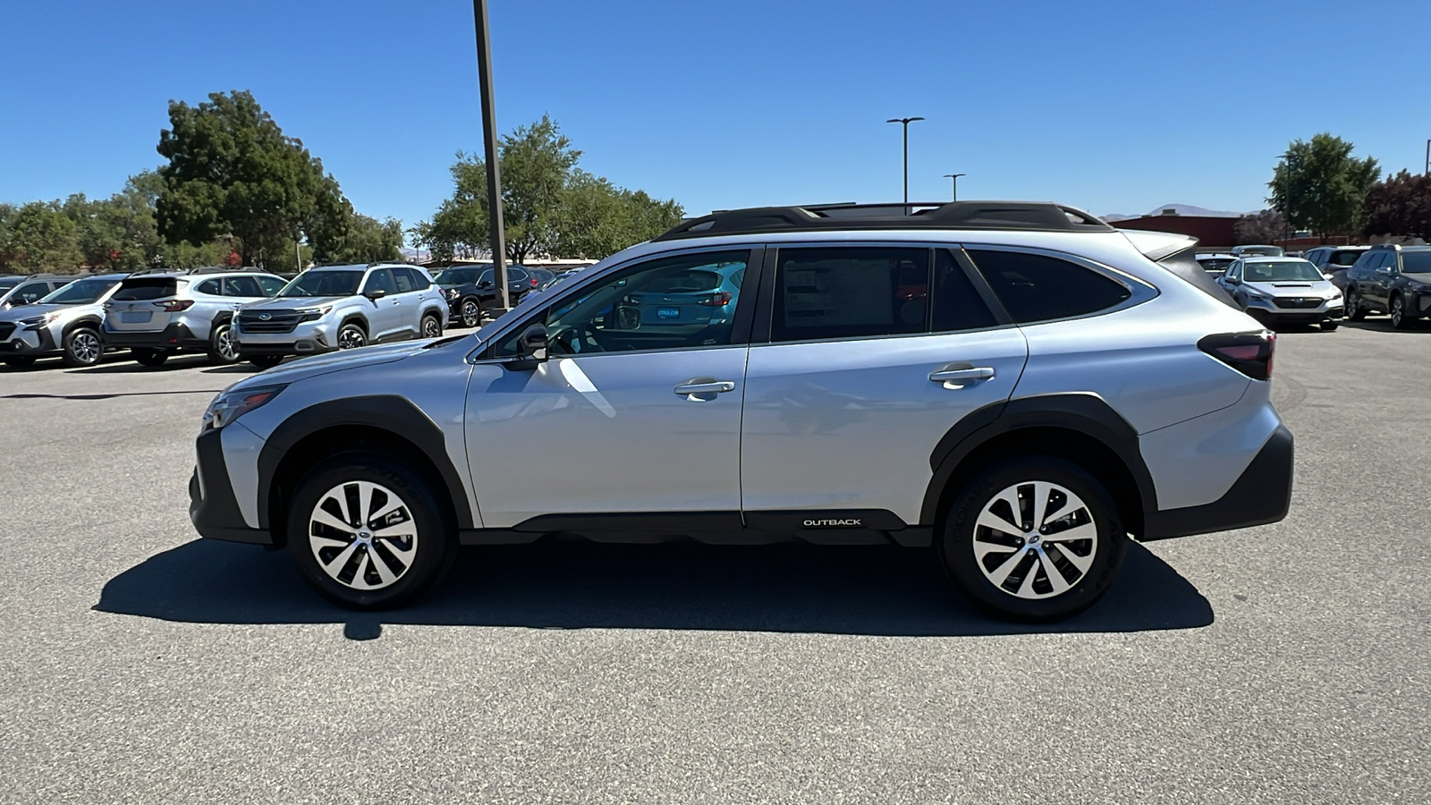 2025 Subaru Outback Premium 3