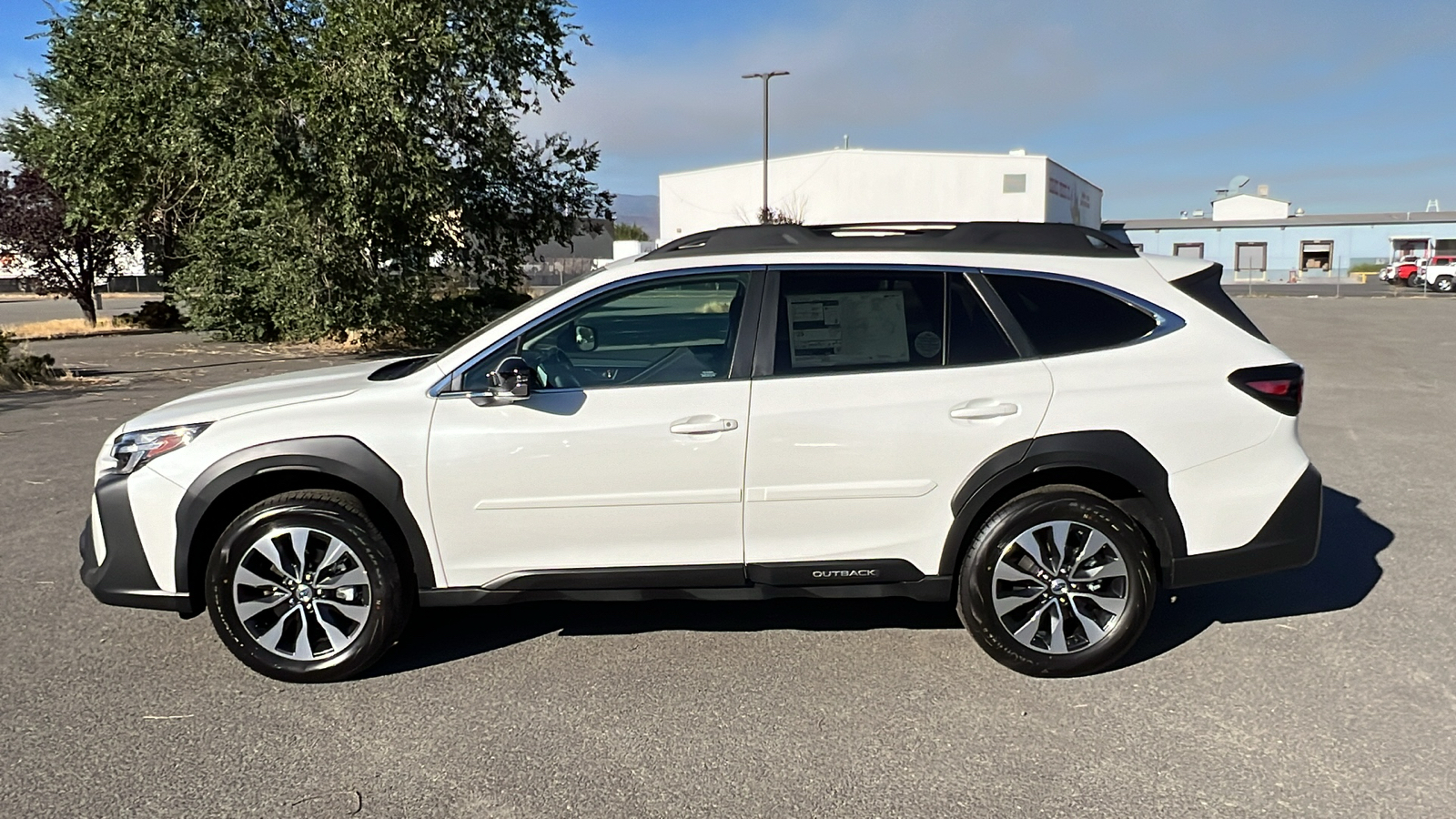 2025 Subaru Outback Limited XT 3