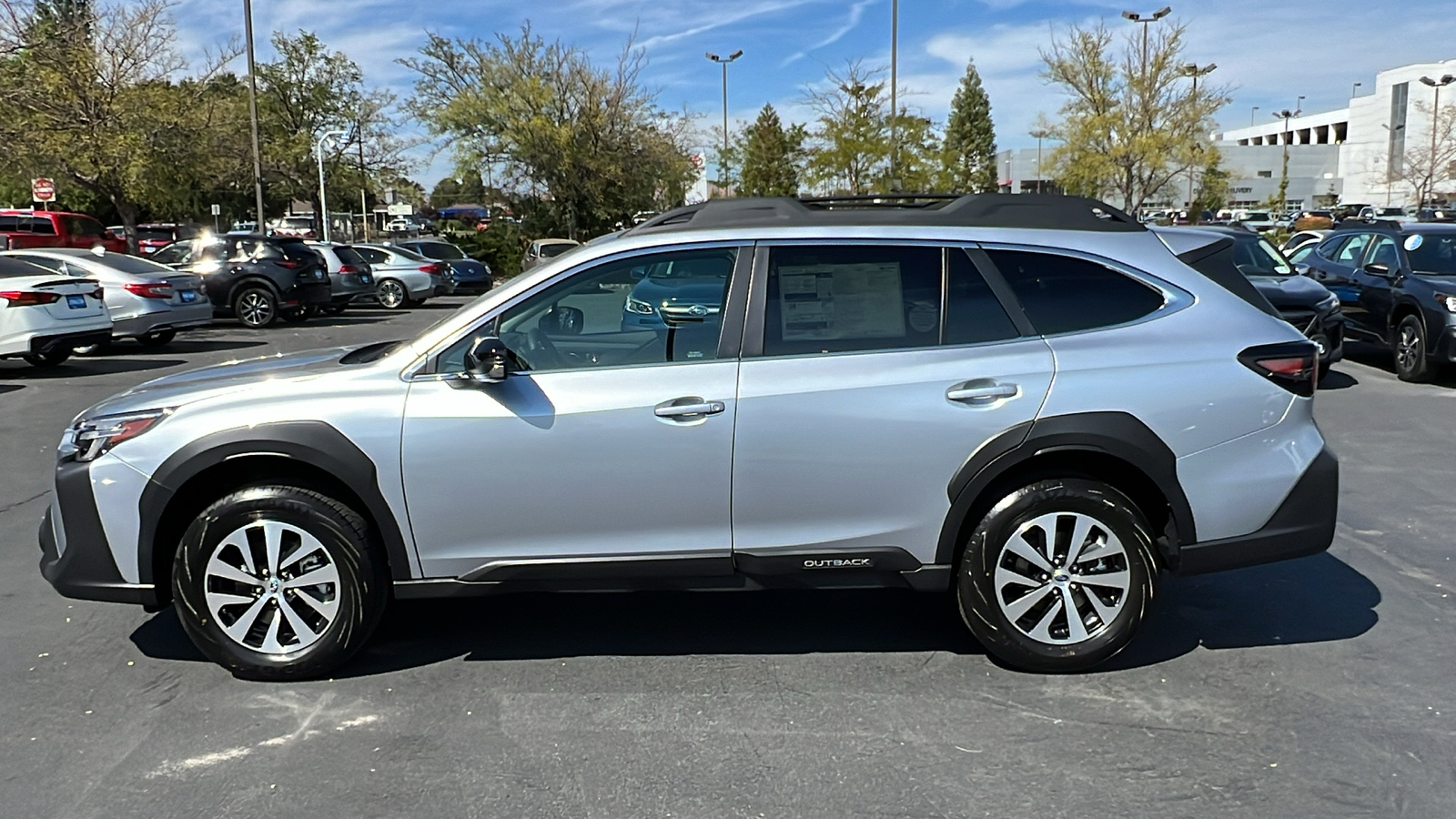 2025 Subaru Outback Premium 3