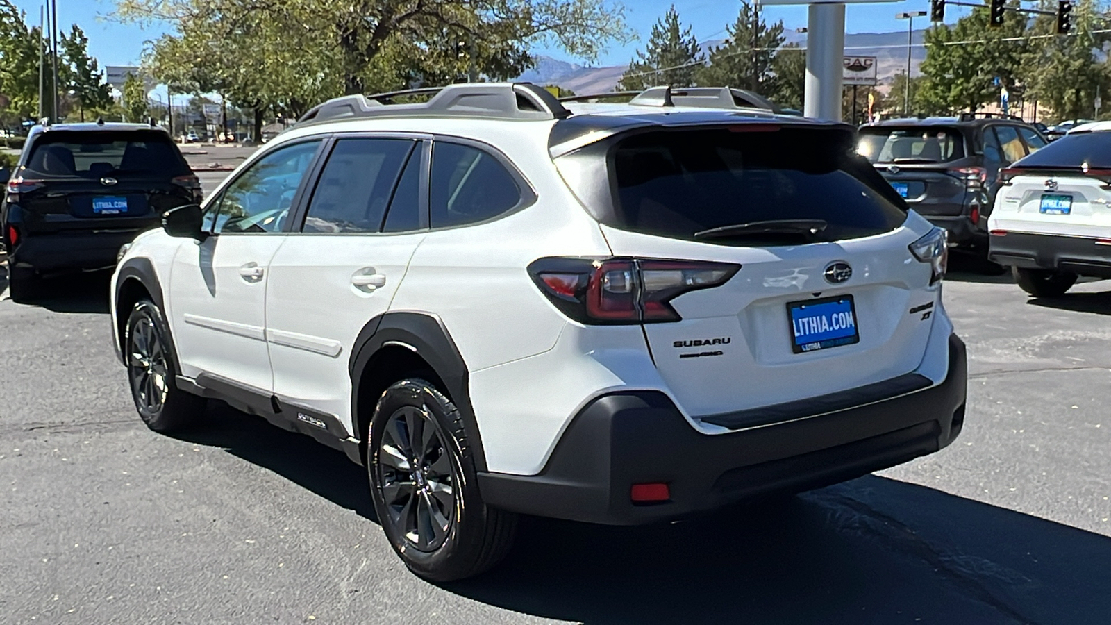 2025 Subaru Outback Onyx Edition XT 4