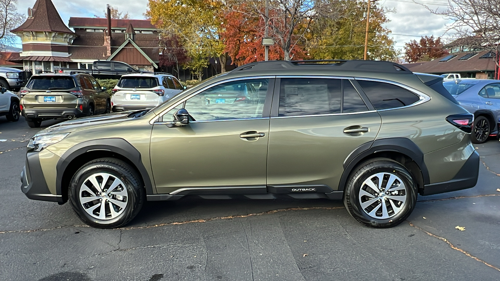 2025 Subaru Outback Premium 3