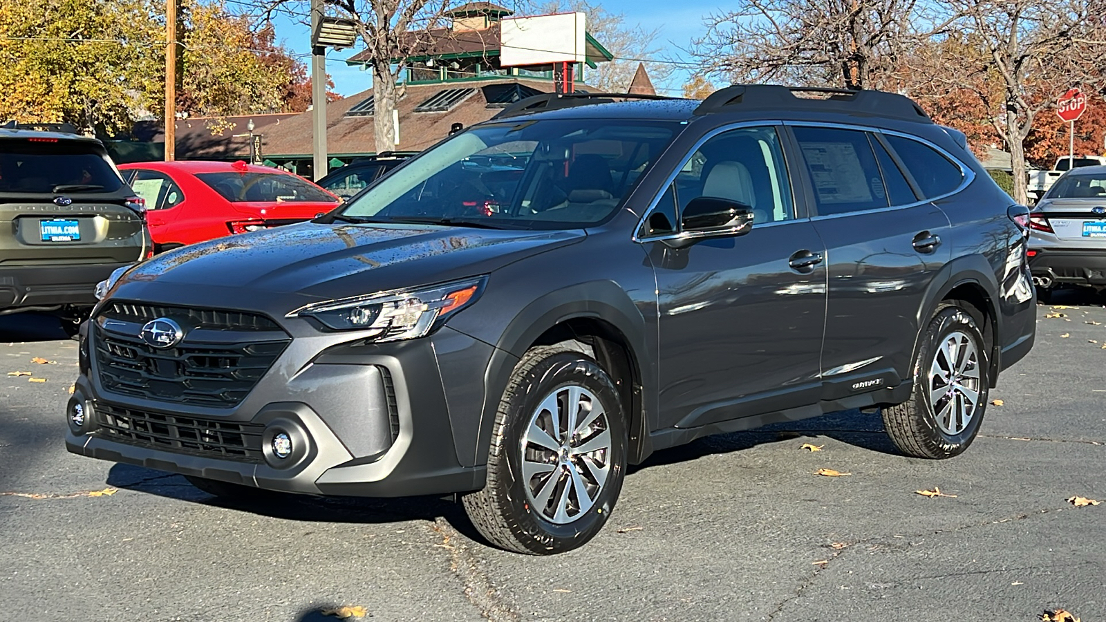 2025 Subaru Outback Premium 1