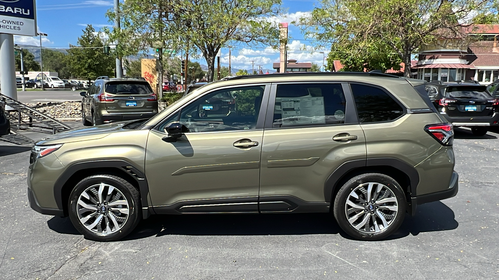 2025 Subaru Forester Touring 3