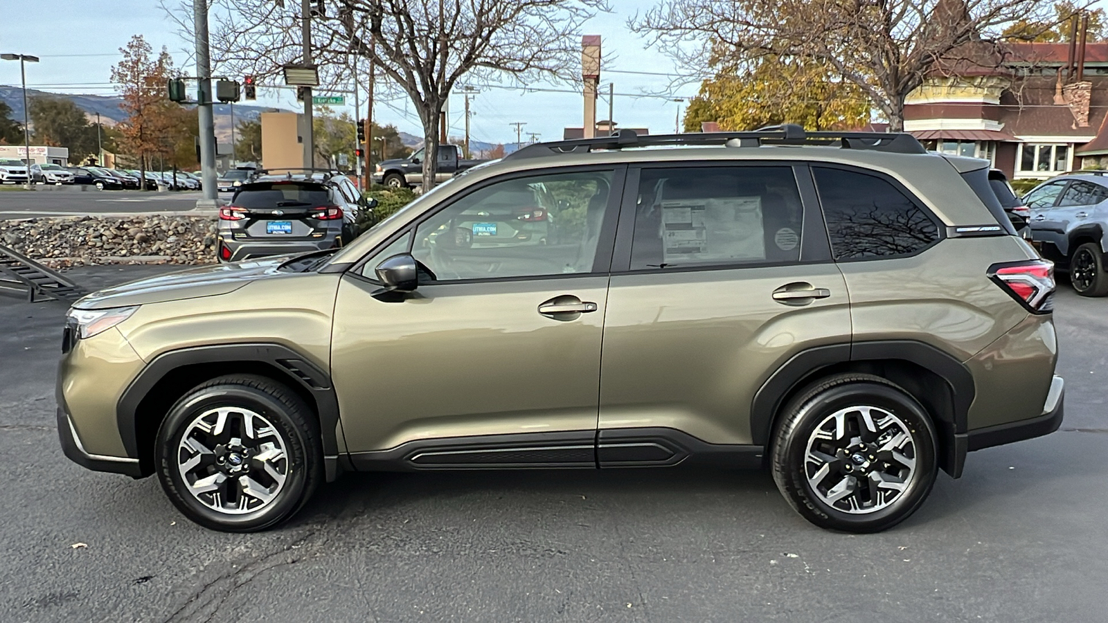 2025 Subaru Forester Premium 3