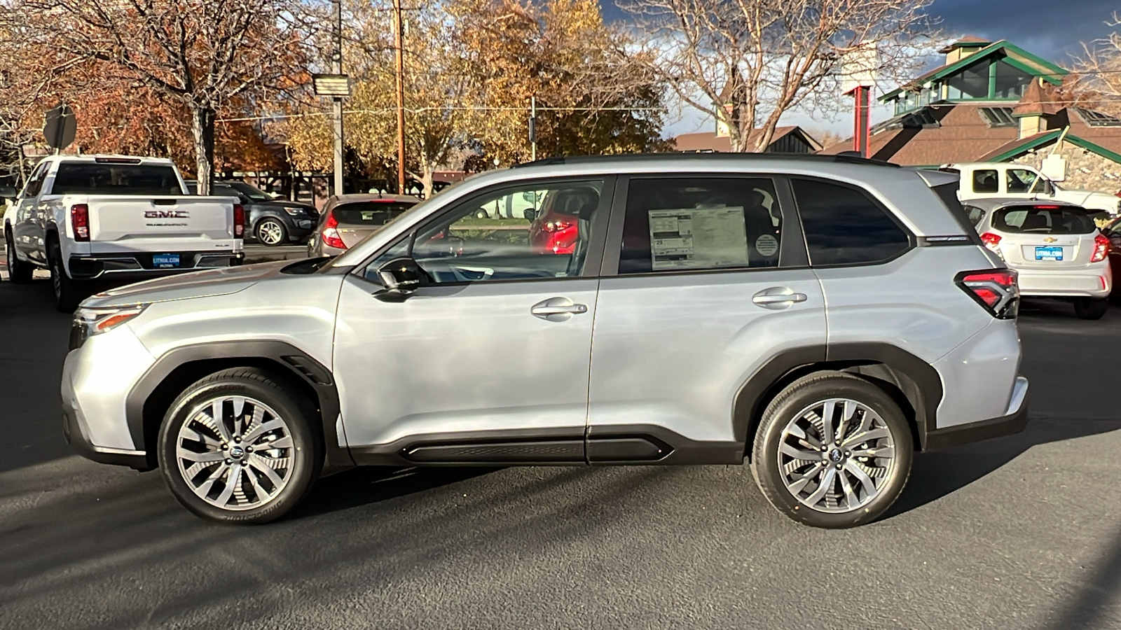 2025 Subaru Forester Touring 3