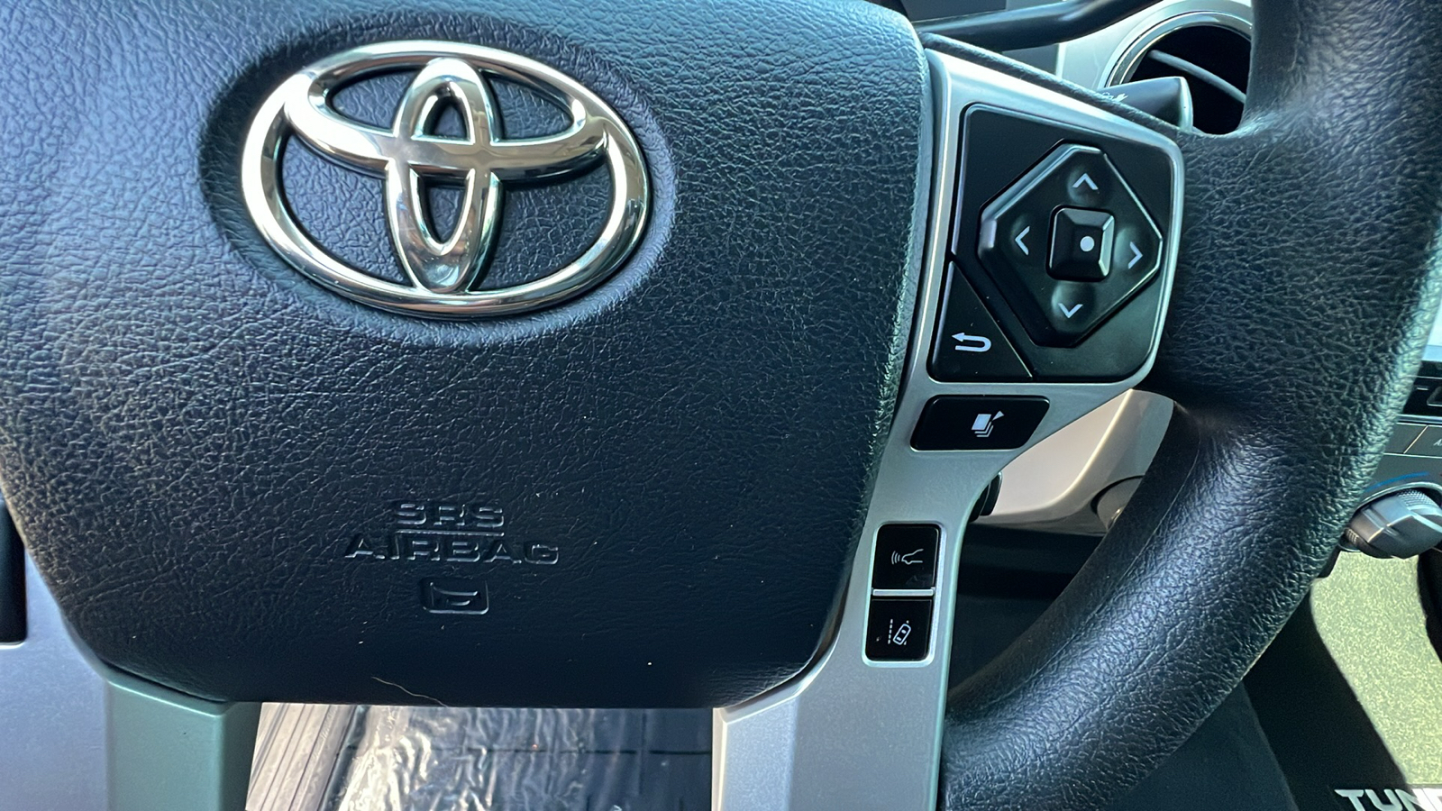 2019 Toyota Tundra SR5 CrewMax 5.5 Bed 5.7L 29