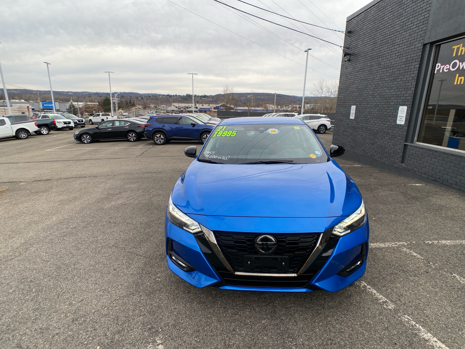 2021 Nissan Sentra SR 8