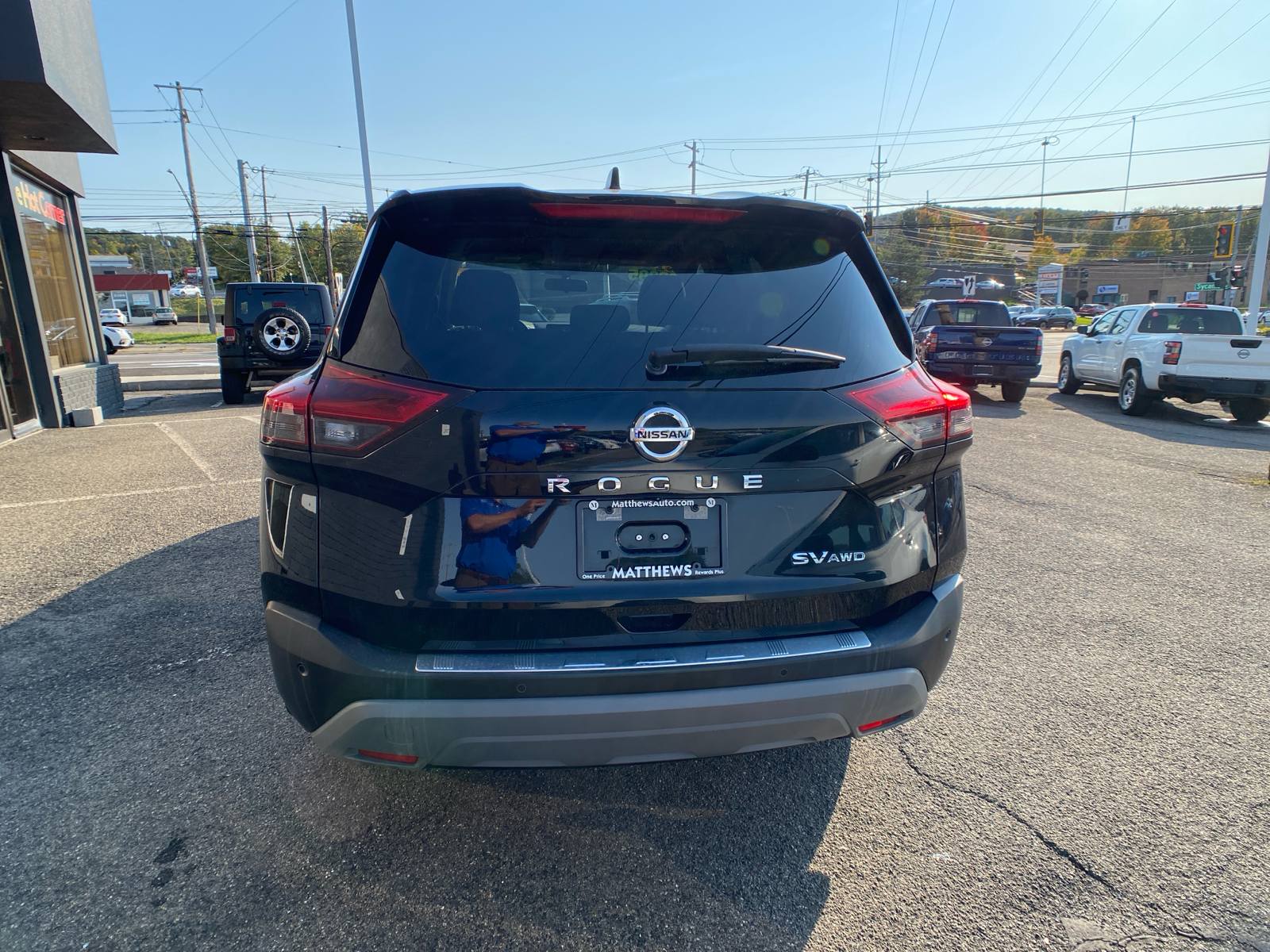 2021 Nissan Rogue SV 4