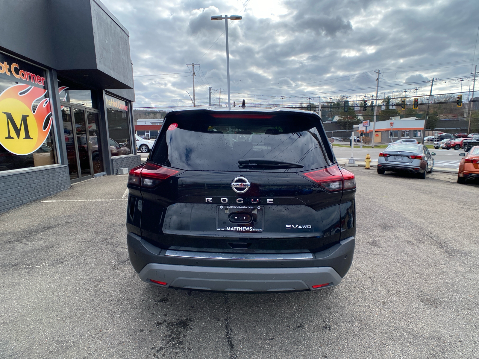 2021 Nissan Rogue SV 4