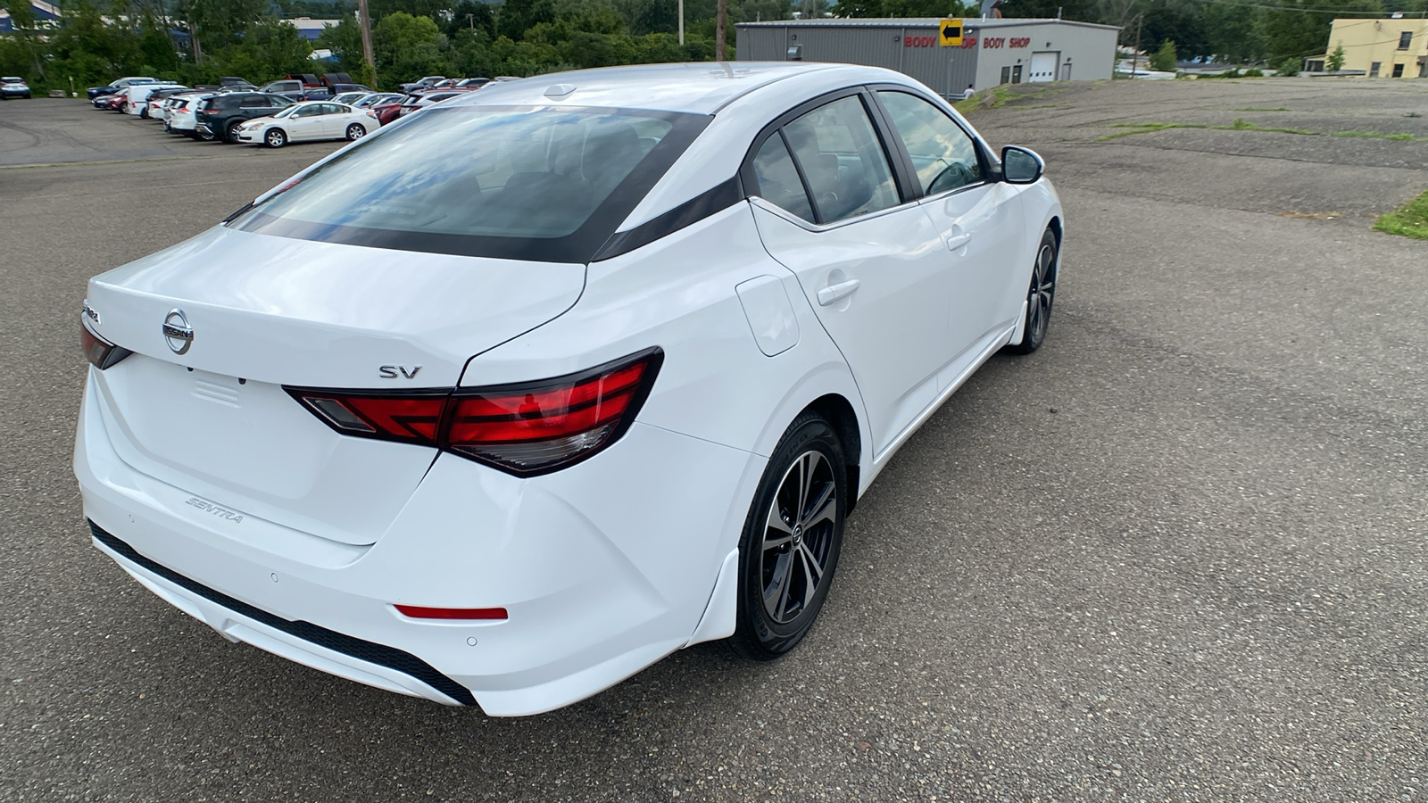 2022 Nissan Sentra SV 4