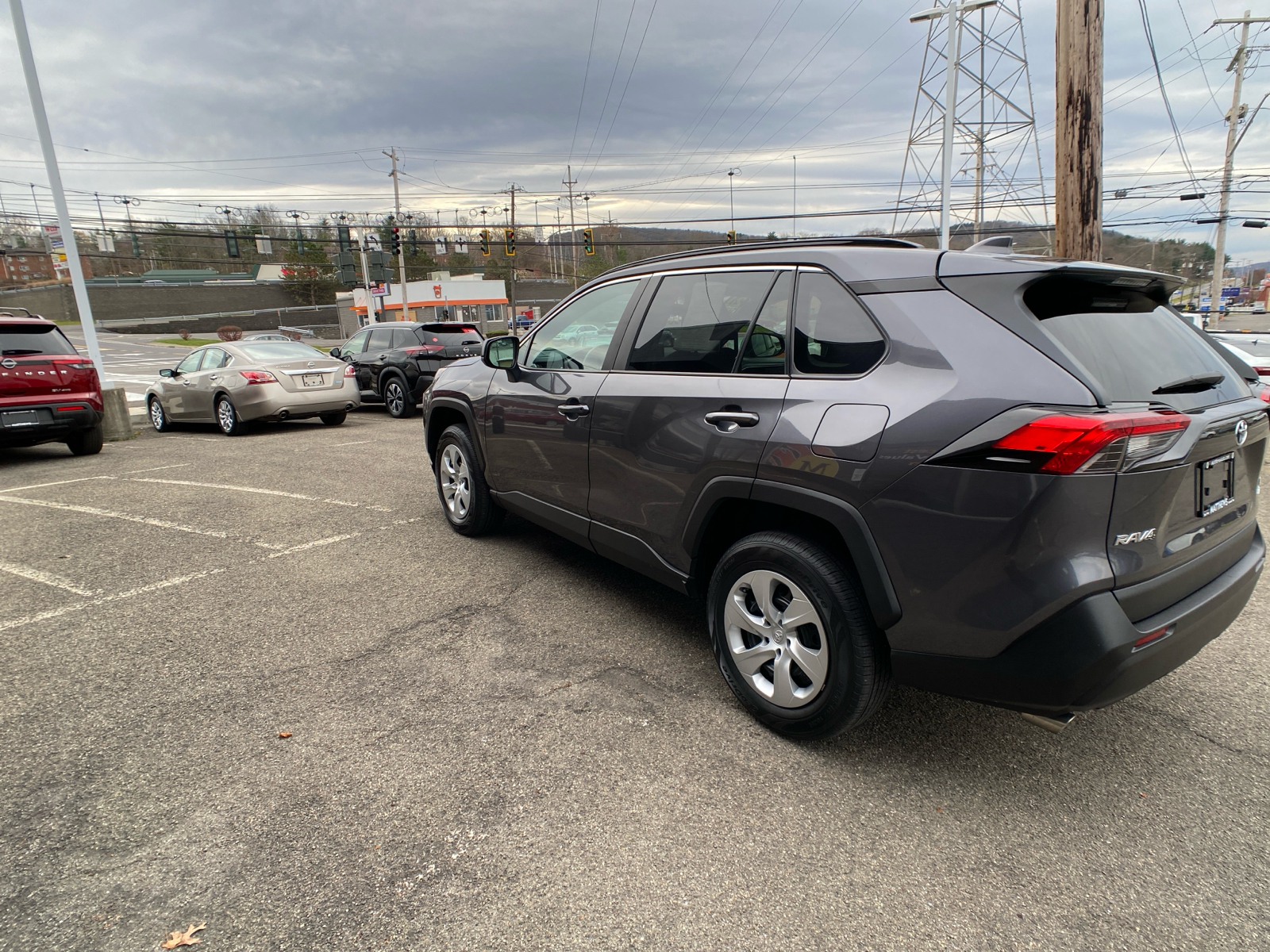 2021 Toyota RAV4 LE 5