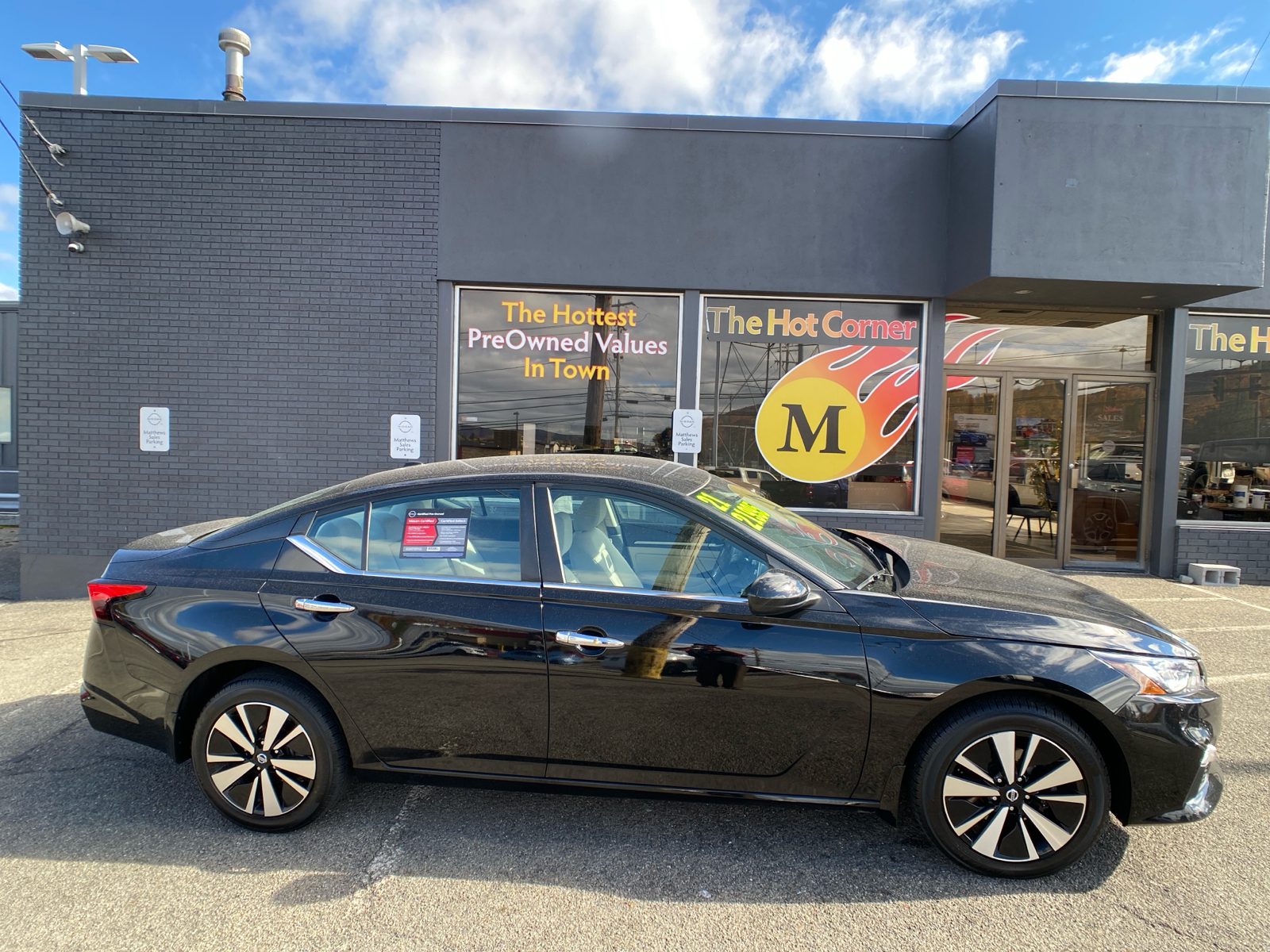 2021 Nissan Altima 2.5 SV 2