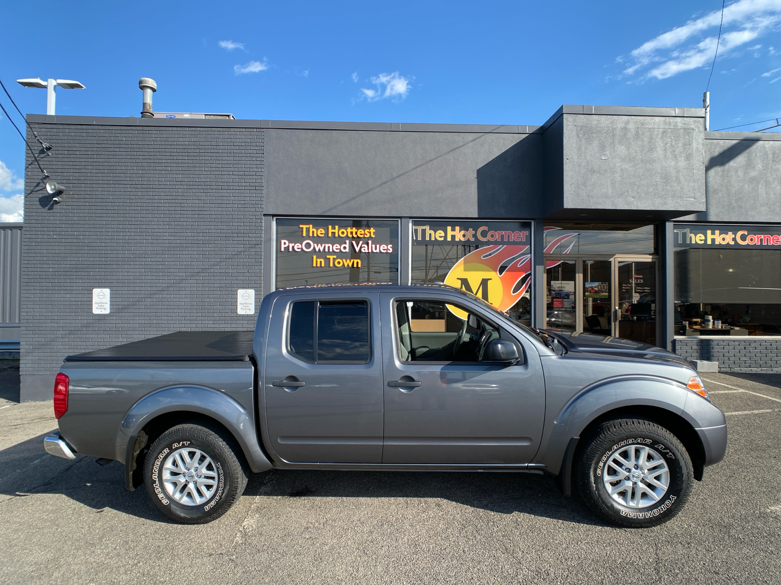 2017 Nissan Frontier SV 2