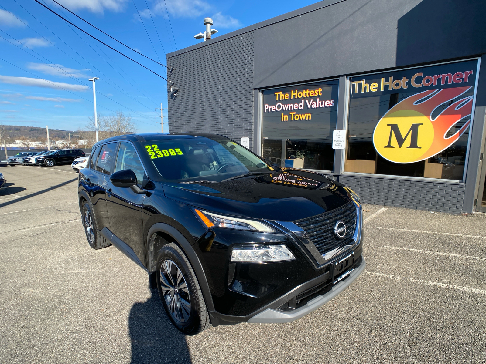 2022 Nissan Rogue SV 2