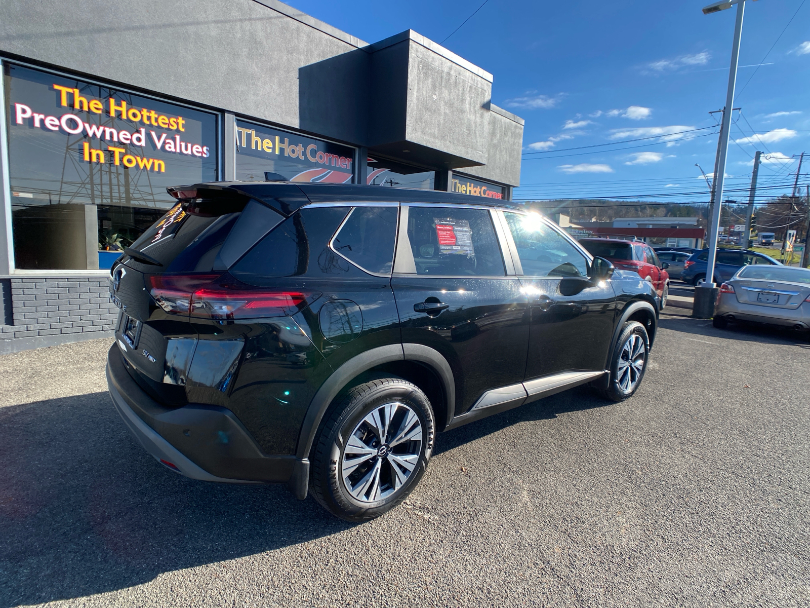 2022 Nissan Rogue SV 4