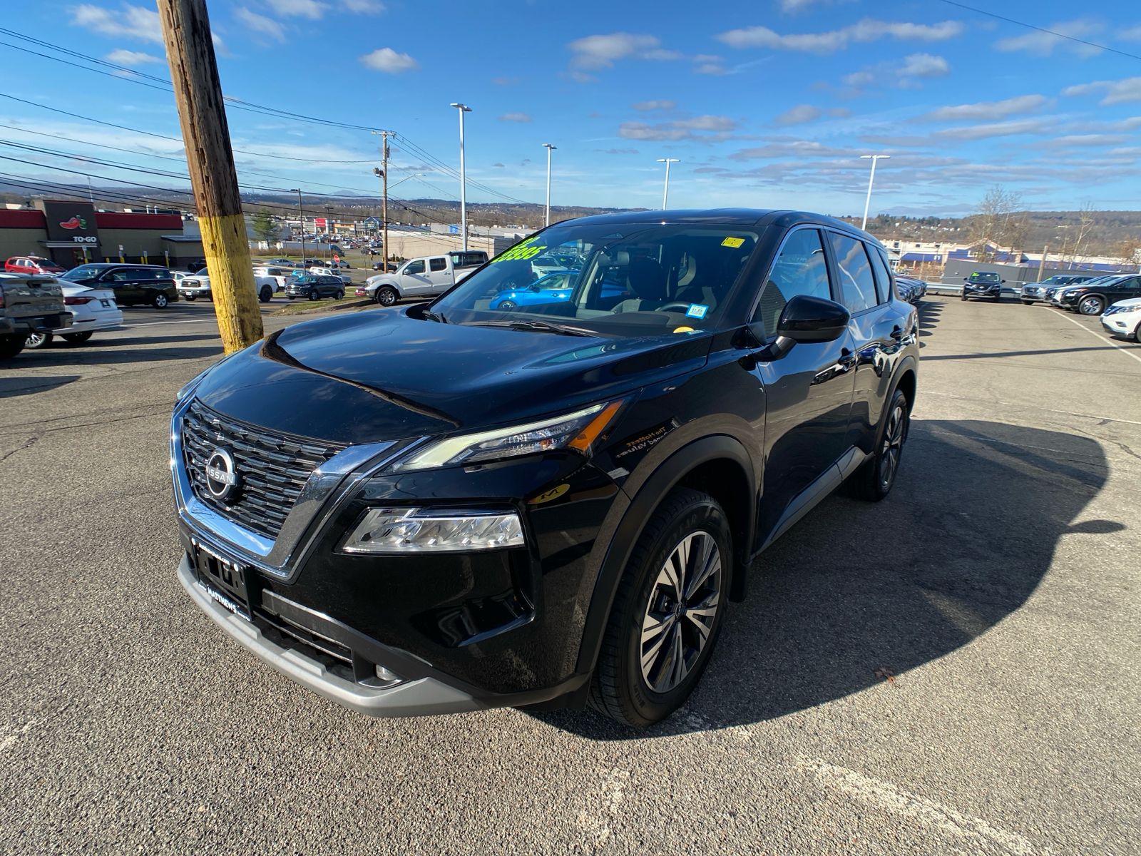 2022 Nissan Rogue SV 8