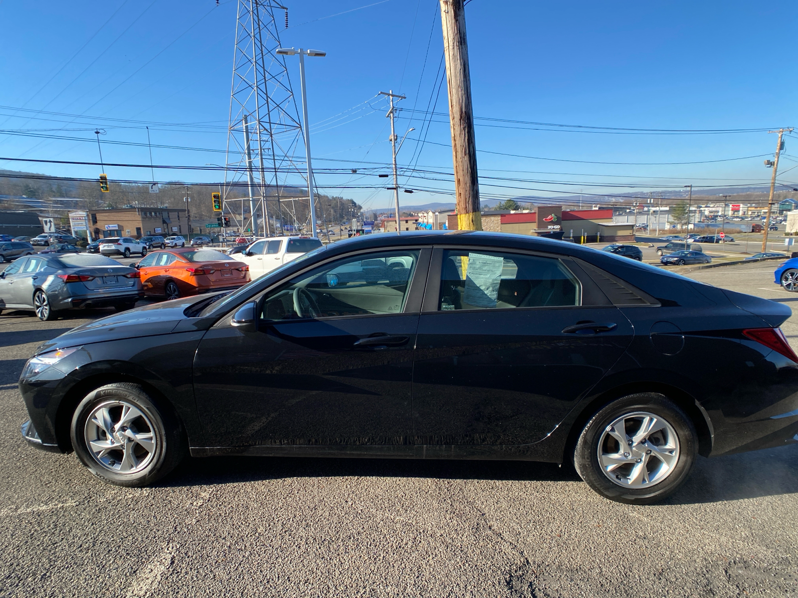 2023 Hyundai Elantra SE 6