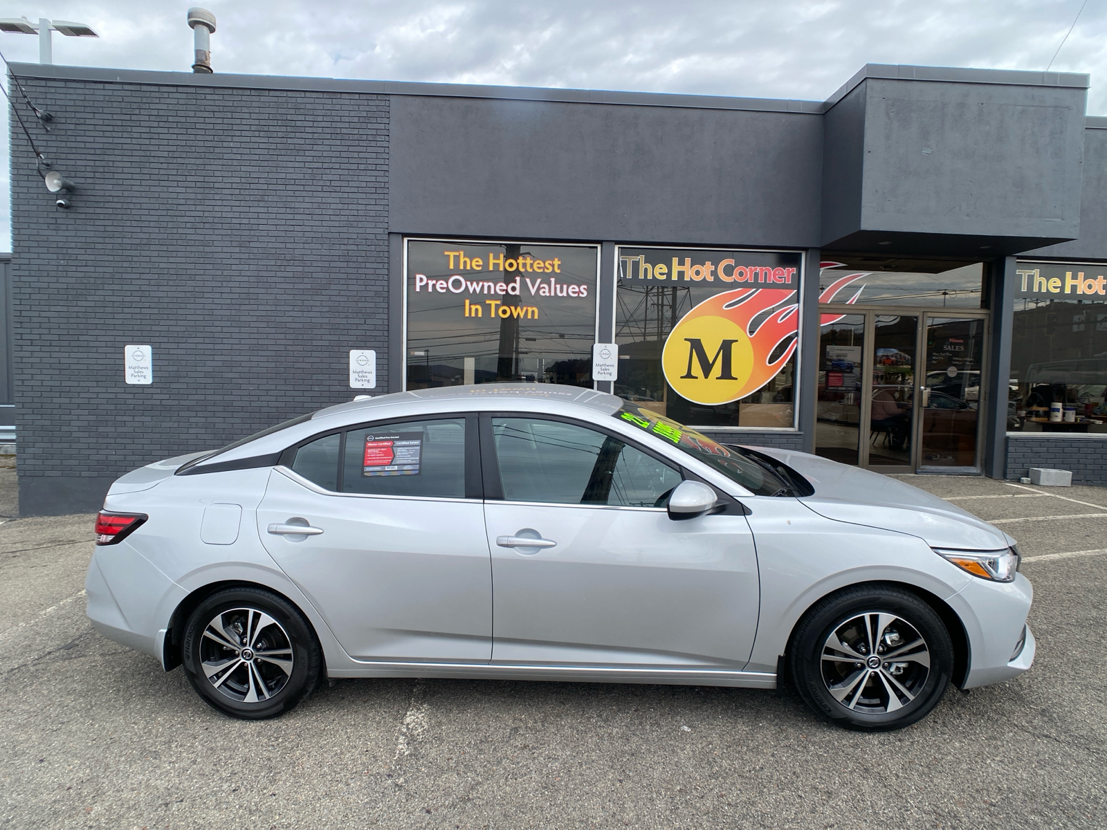 2022 Nissan Sentra SV 2