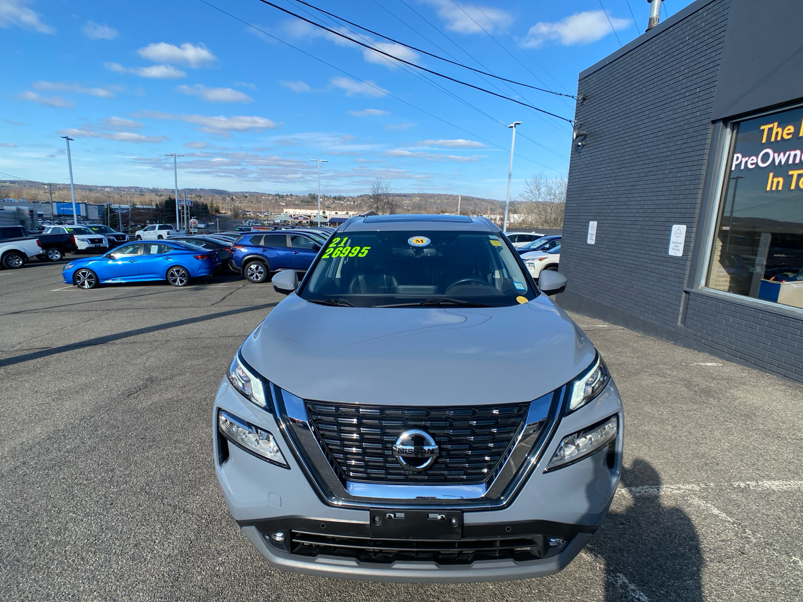 2021 Nissan Rogue SL 8