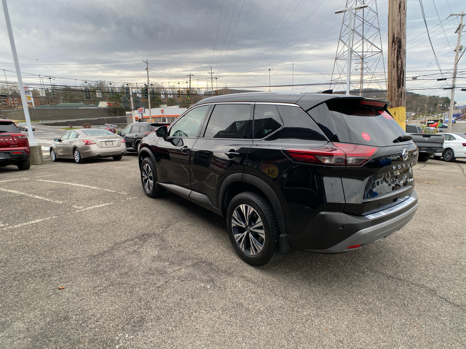 2021 Nissan Rogue SV 5