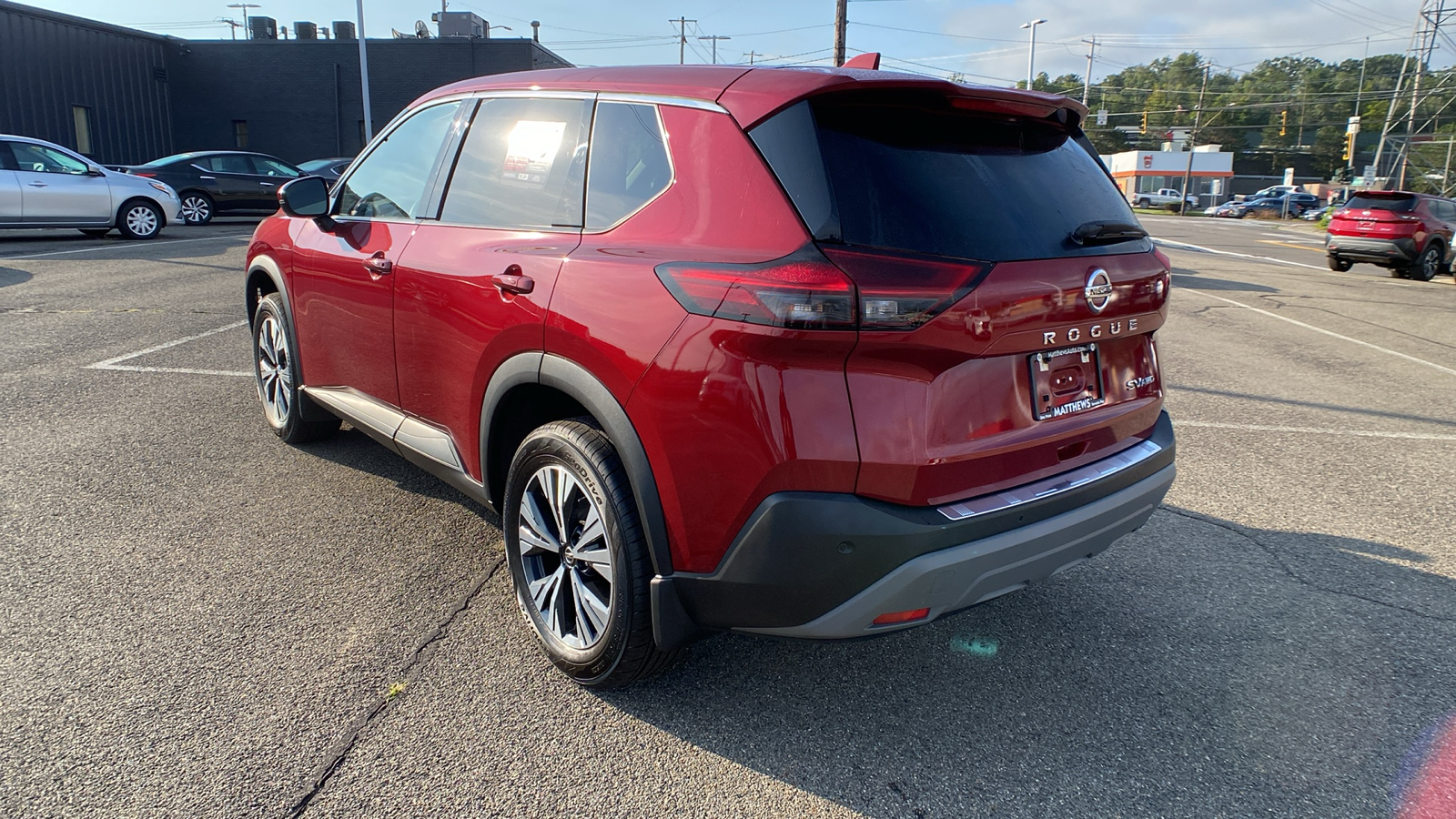 2021 Nissan Rogue SV 3