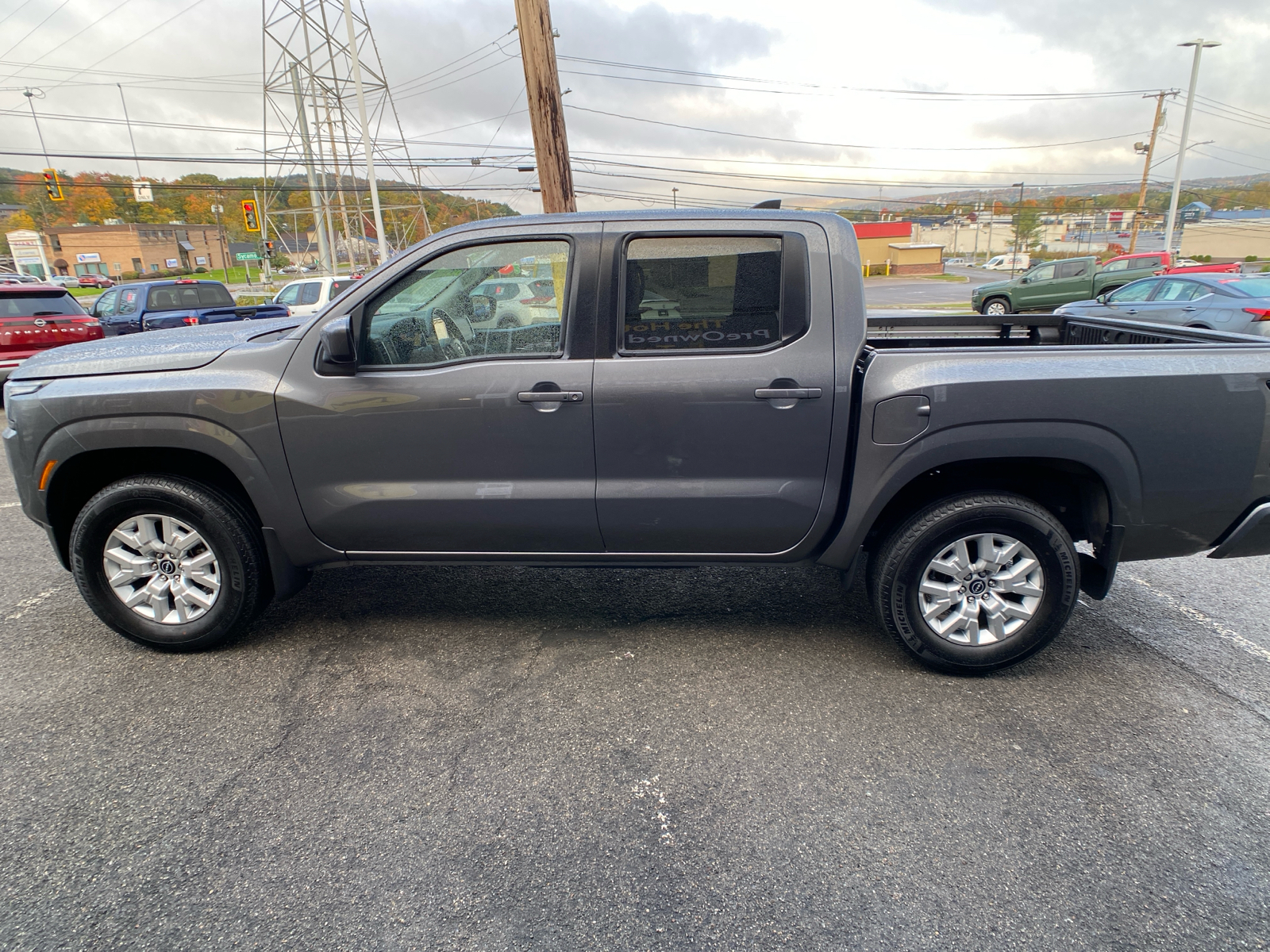 2023 Nissan Frontier SV 7