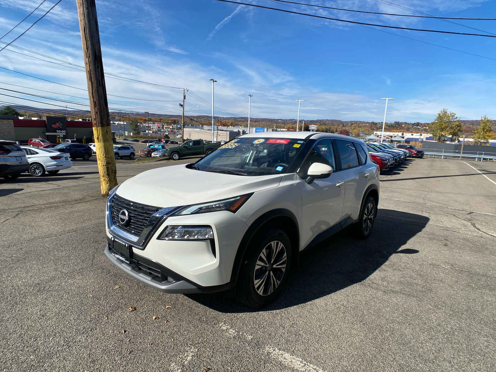 2023 Nissan Rogue SV 8