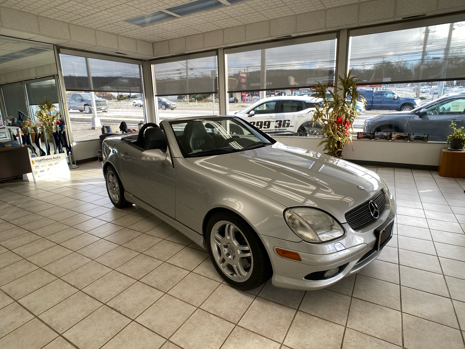 2002 Mercedes-Benz SLK SLK 32 AMG 1