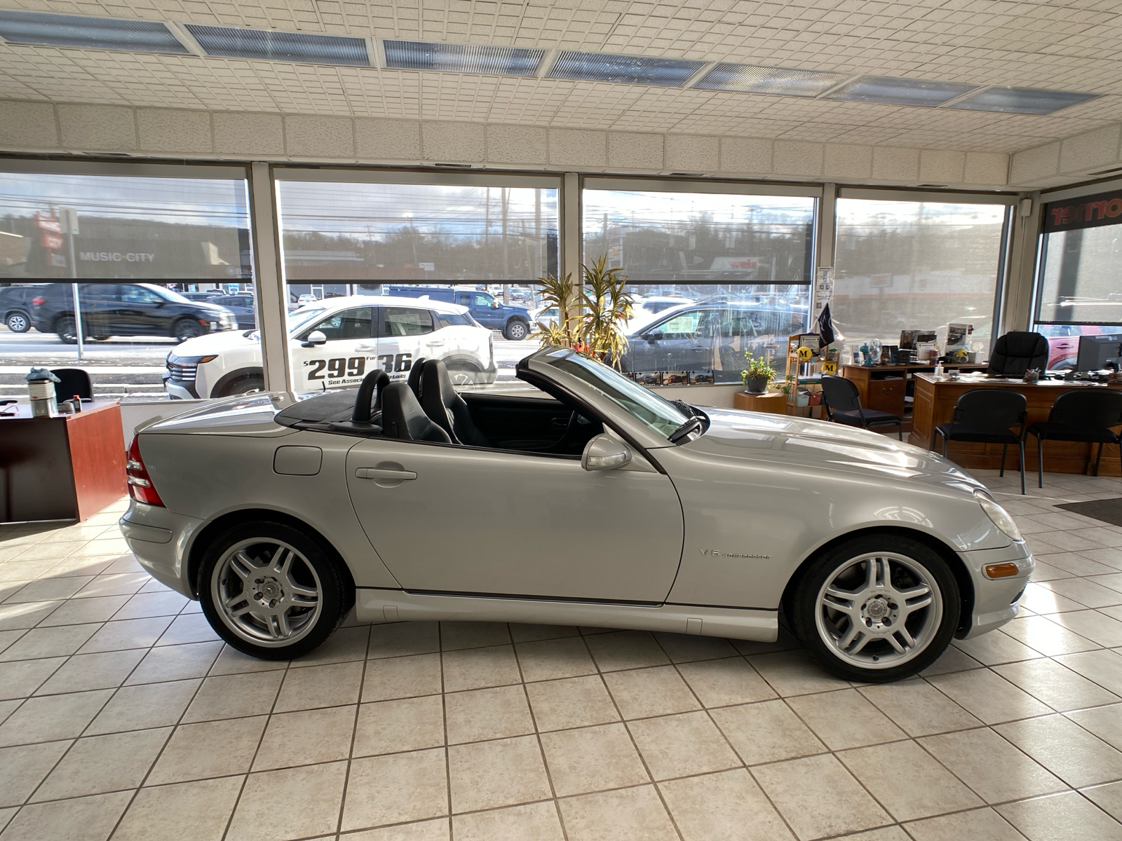 2002 Mercedes-Benz SLK SLK 32 AMG 2