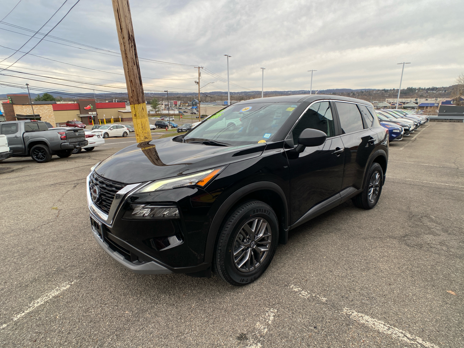 2023 Nissan Rogue S 7