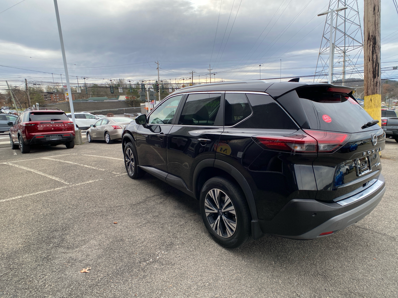 2023 Nissan Rogue SV 5