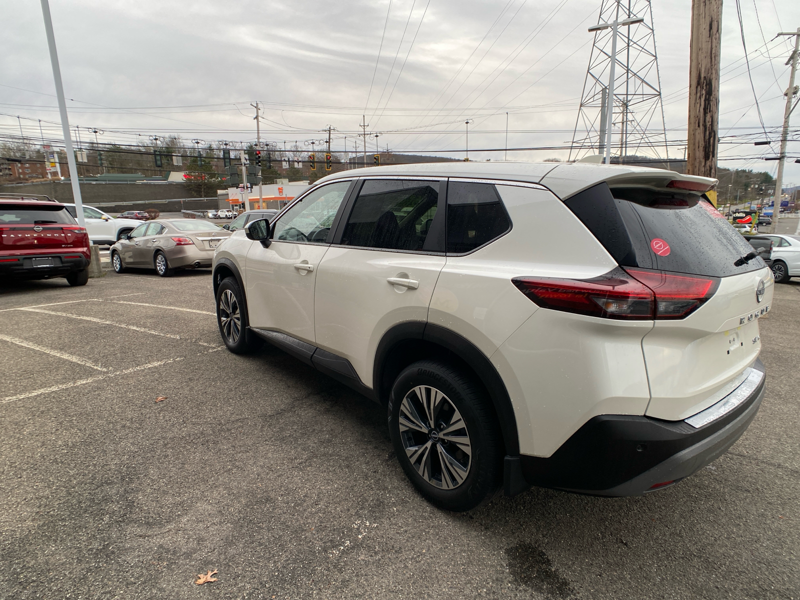 2023 Nissan Rogue SV 5