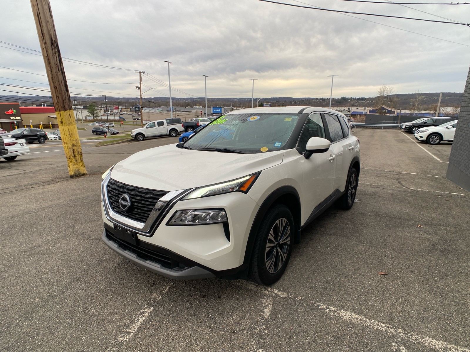 2023 Nissan Rogue SV 7