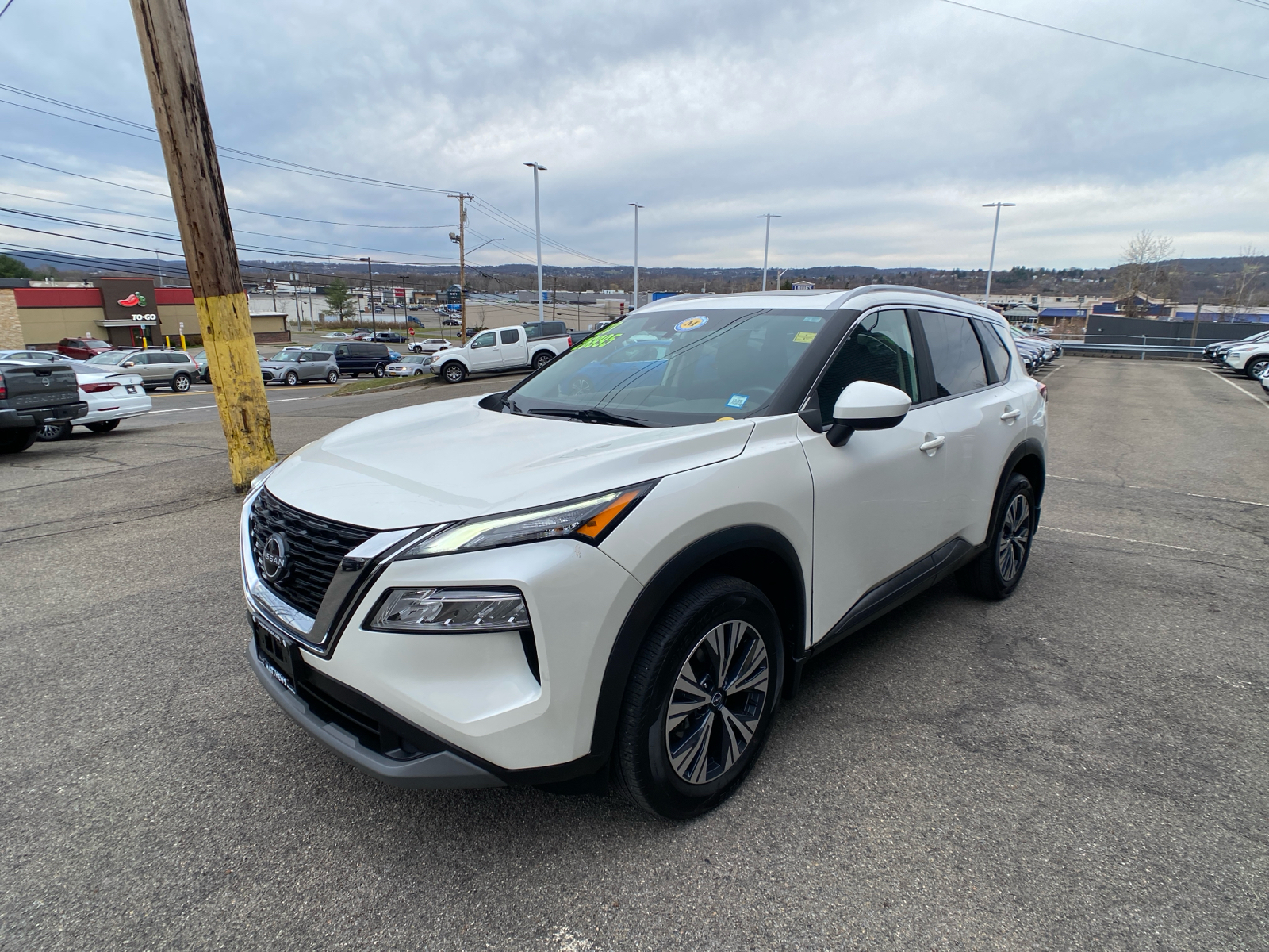 2023 Nissan Rogue SV 7