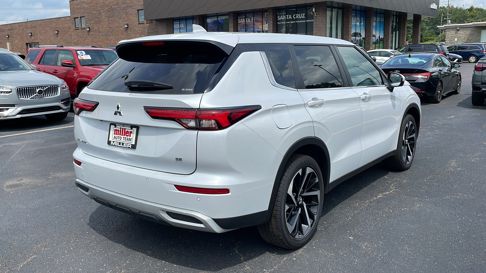 2023 Mitsubishi Outlander SE 5