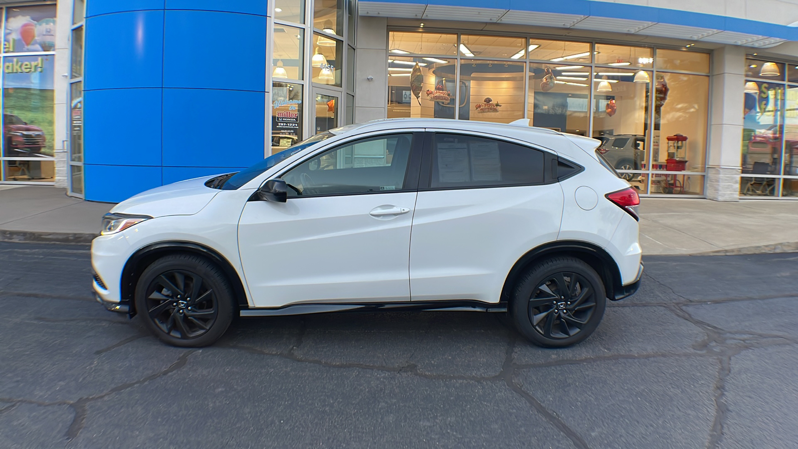 2021 Honda HR-V Sport 3