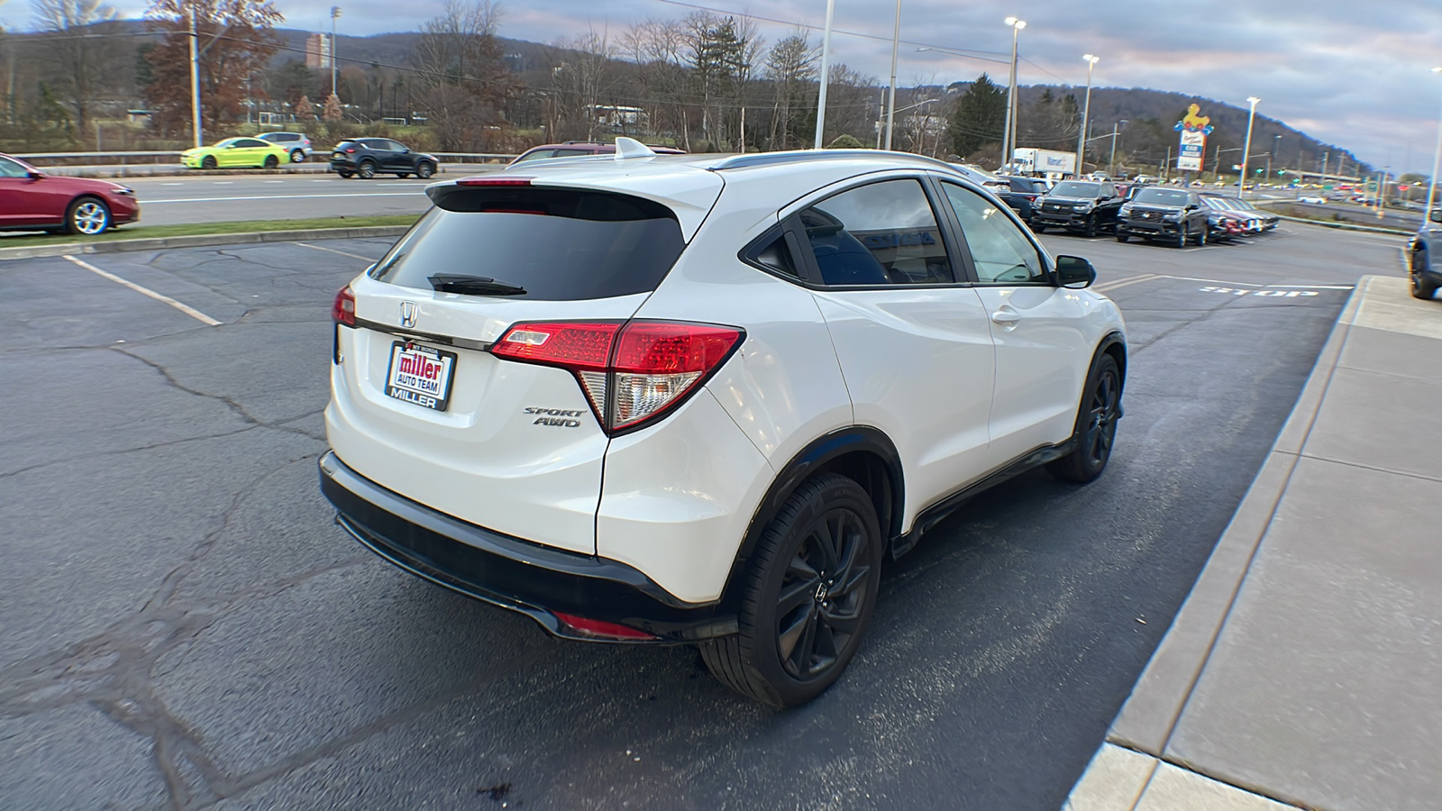 2021 Honda HR-V Sport 5