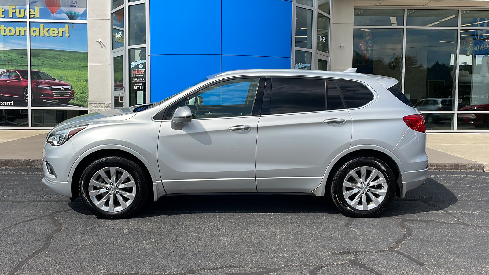 2017 Buick Envision Essence 3