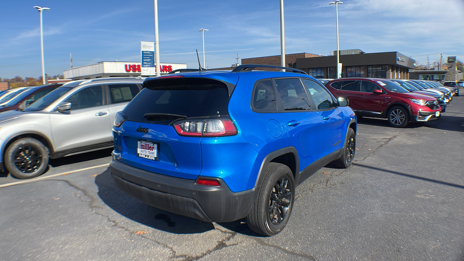 2023 Jeep Cherokee Altitude Lux 4