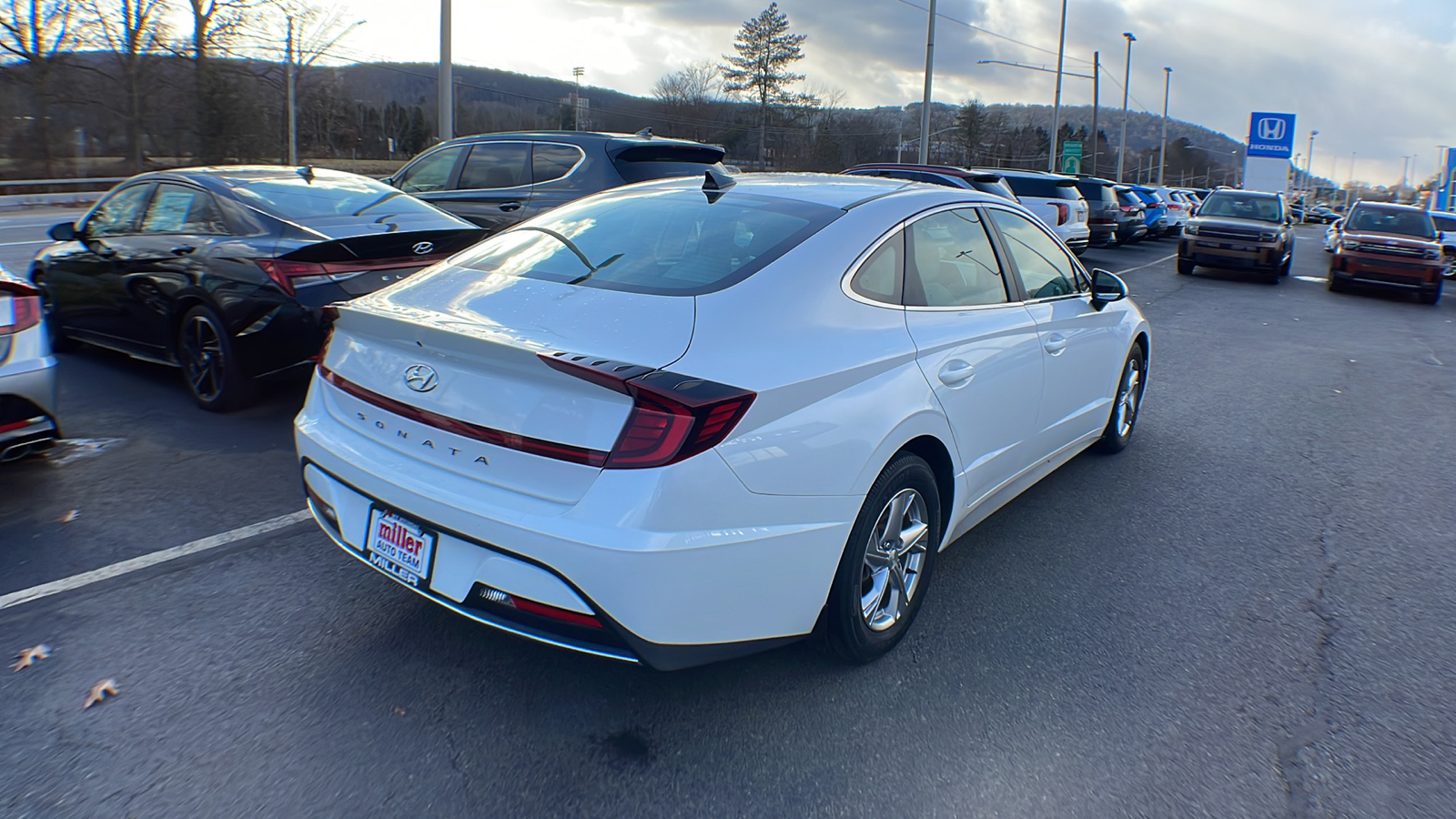 2021 Hyundai Sonata SE 4