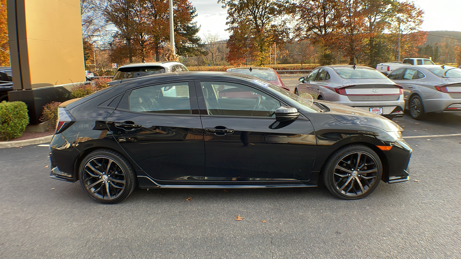 2021 Honda Civic Hatchback Sport 3