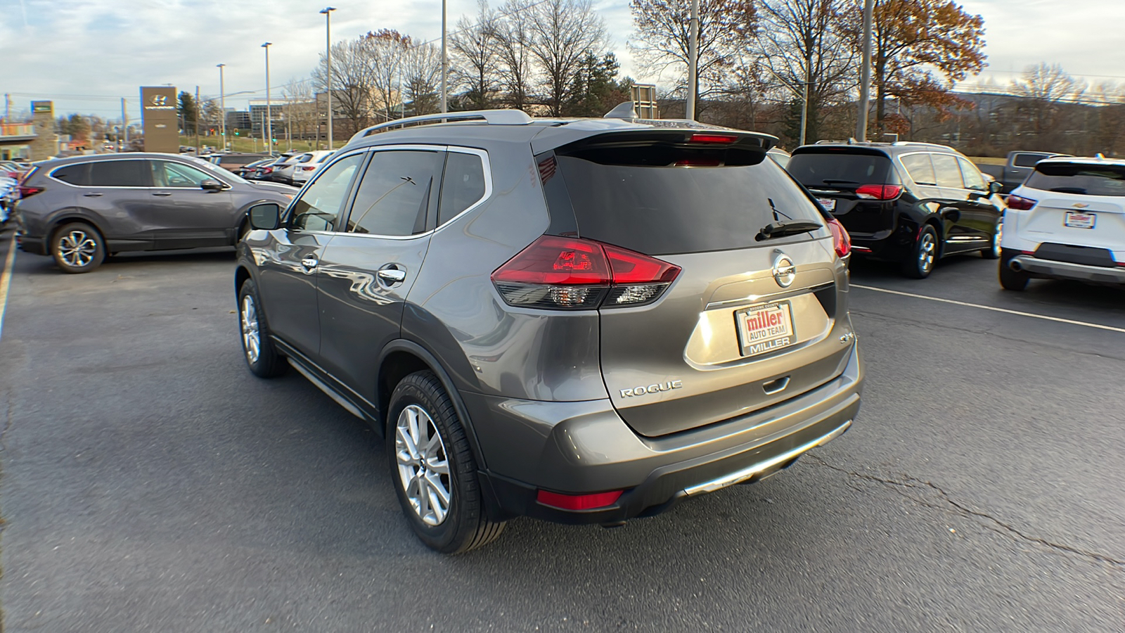 2018 Nissan Rogue SV 5