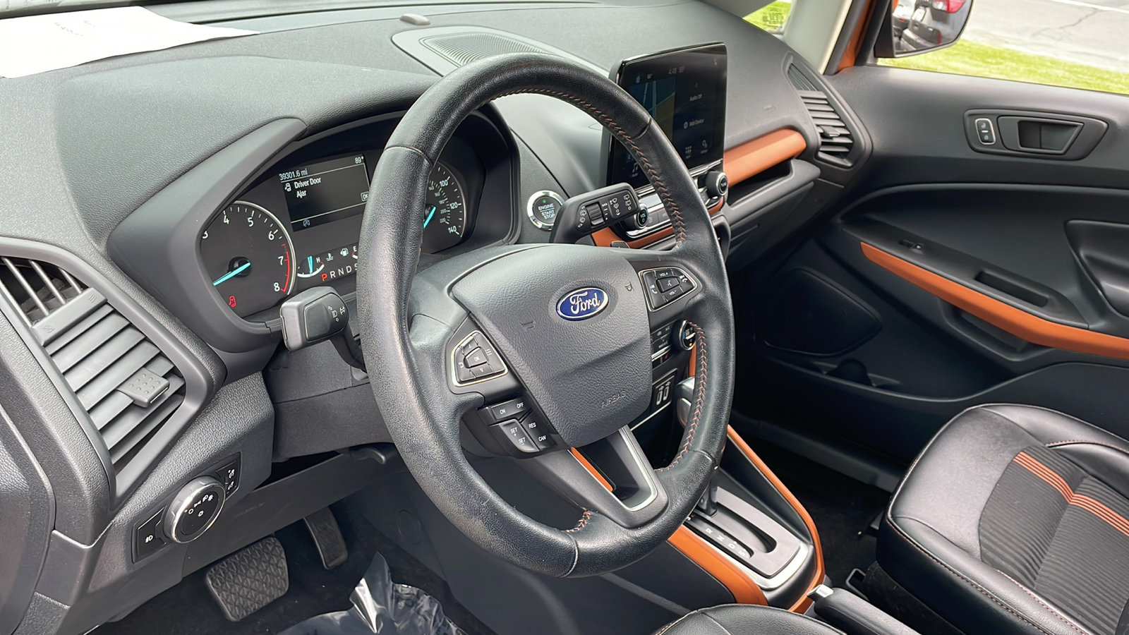 2018 Ford EcoSport SES 6